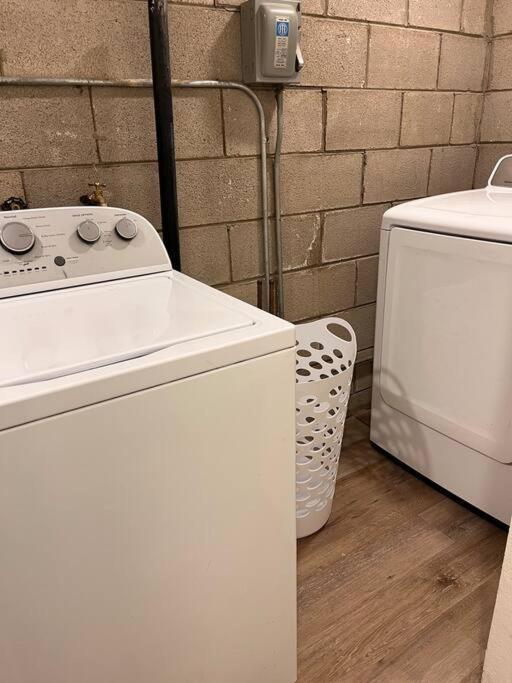 Casa Charleston-3br-2bath-hot Tub-pet Friendly-no Pet Fees! Holiday home
