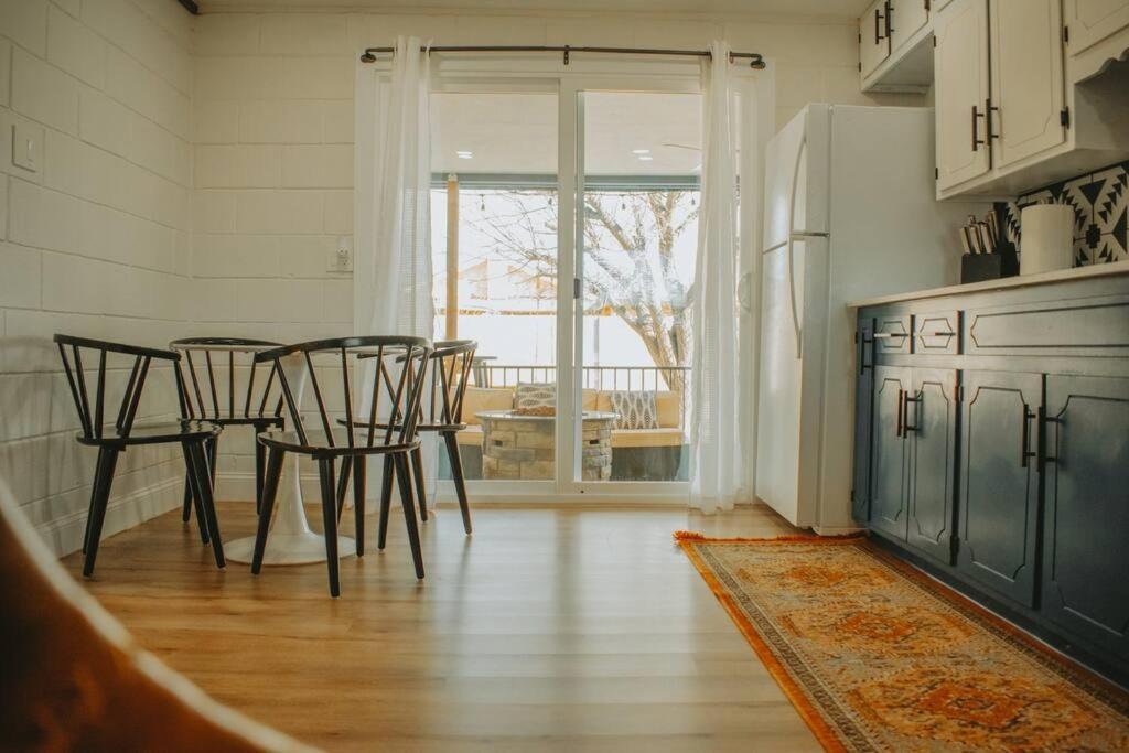 Casa Charleston-3br-2bath-hot Tub-pet Friendly-no Pet Fees! Holiday home