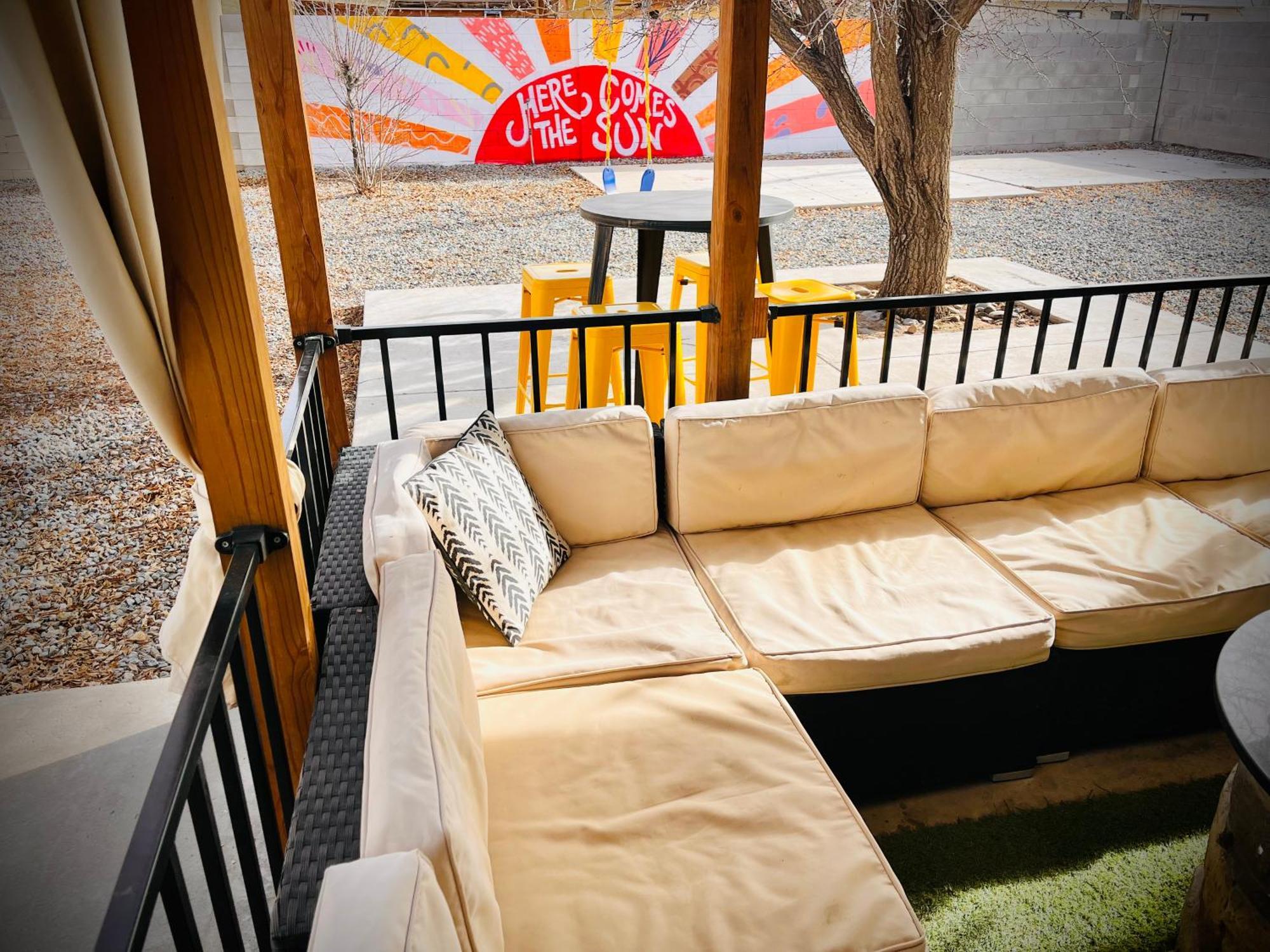 Casa Charleston-3br-2bath-hot Tub-pet Friendly-no Pet Fees! *